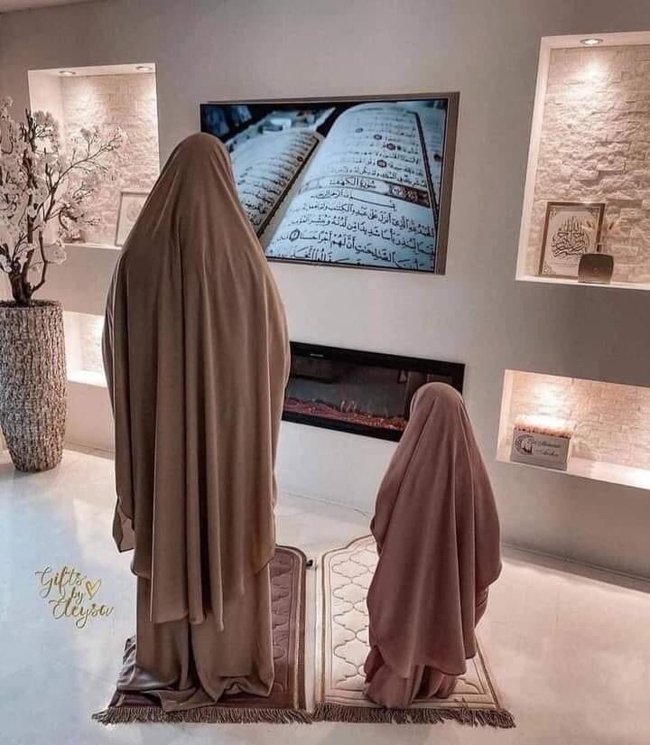 "وإذا رأيت الفرع مُثمر فاعلم أن الجذور أصيلة"♥️