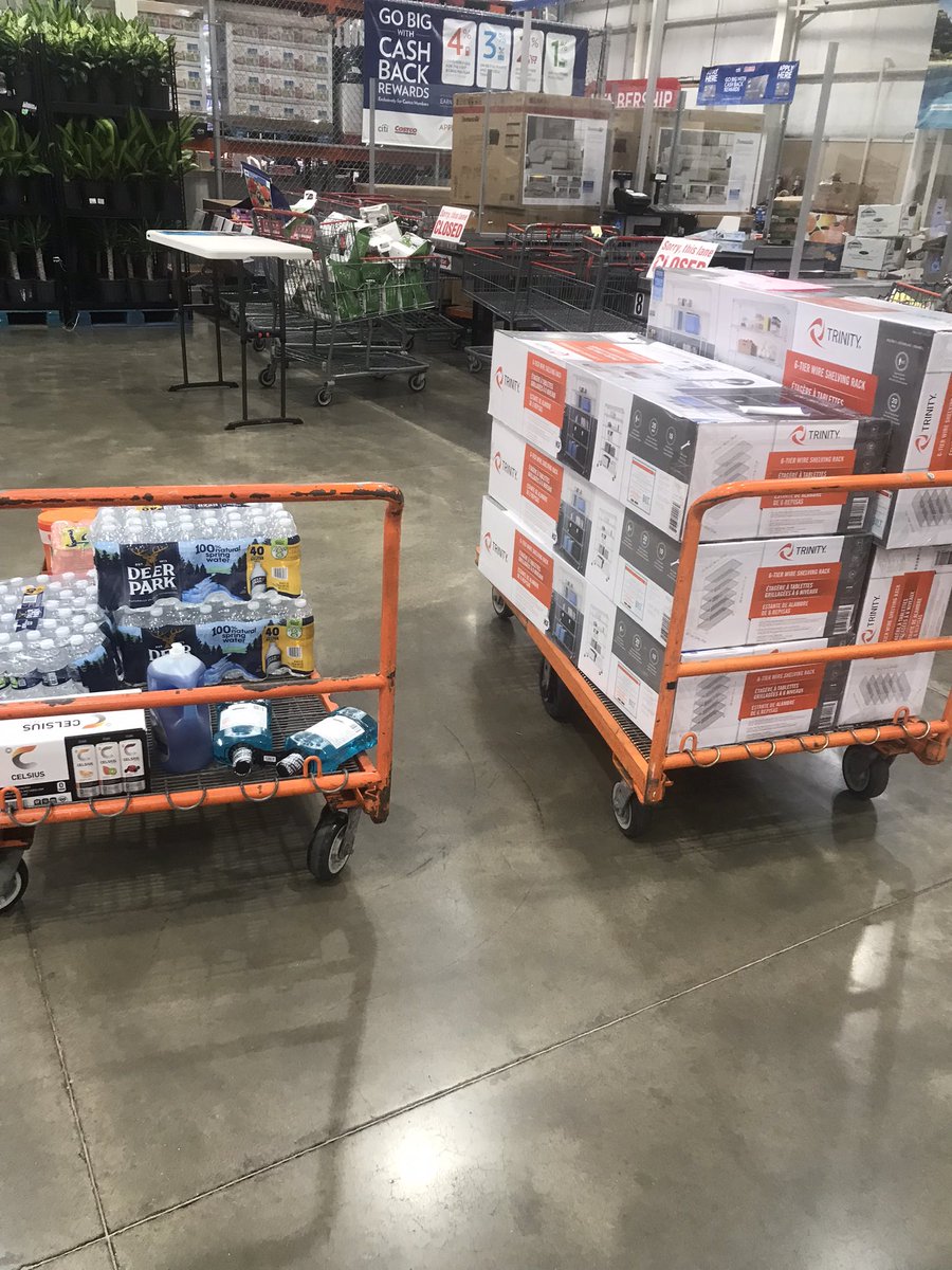 taz1981m's tweet photo. Hey @Instacart do we need to get  @OSHA_DOL involved with the crap you are pulling? Really 90 pound items require a 2 person lift. We aren’t even allowed to have 2 people and as horrible as the pay is it wouldn’t even make sense. Nearly 600 pounds of stuff for $17!! https://t.co/EijumtwXEe
