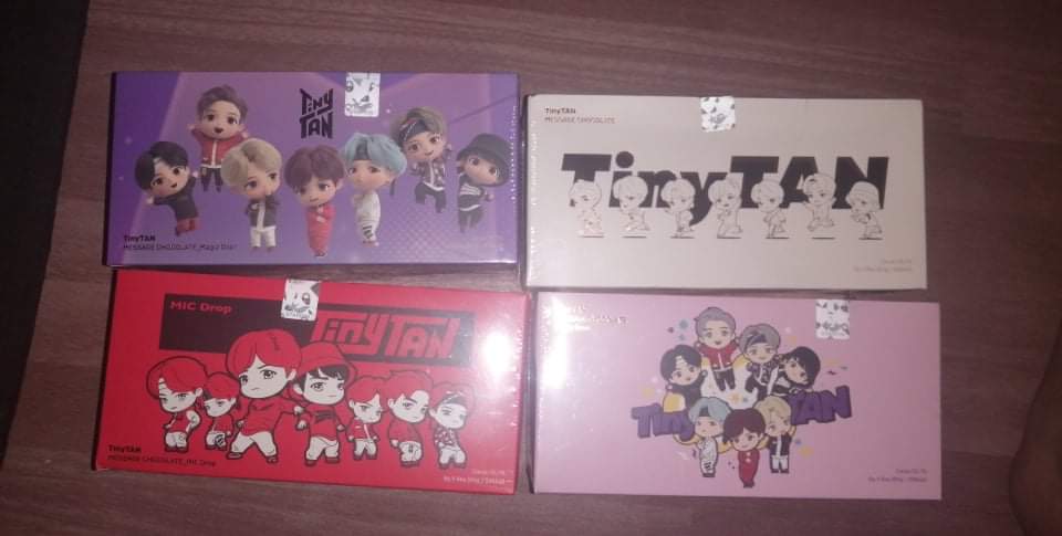 jokenlungs's tweet photo. NOT #SB19 RELATED PERO BAKA MAY INTERESTED PO!! 

WTS LFB BTS TINYTAN PH
HELP RT

TINYTAN Message Chocolates
300 each box - PAYO
all colors available
Expiration until April 2022

tags rm jin suga jhope jimin v jungkook bts army ph https://t.co/UGVj0Qx1Jd