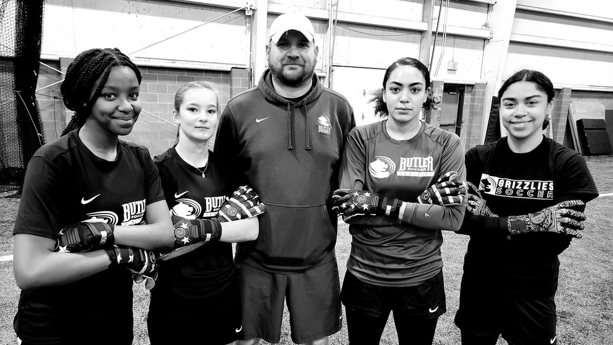 BCC_Soccer's tweet photo. 🧤 GK UNION = BIG KEEPIN' https://t.co/8sOOCLuhY2