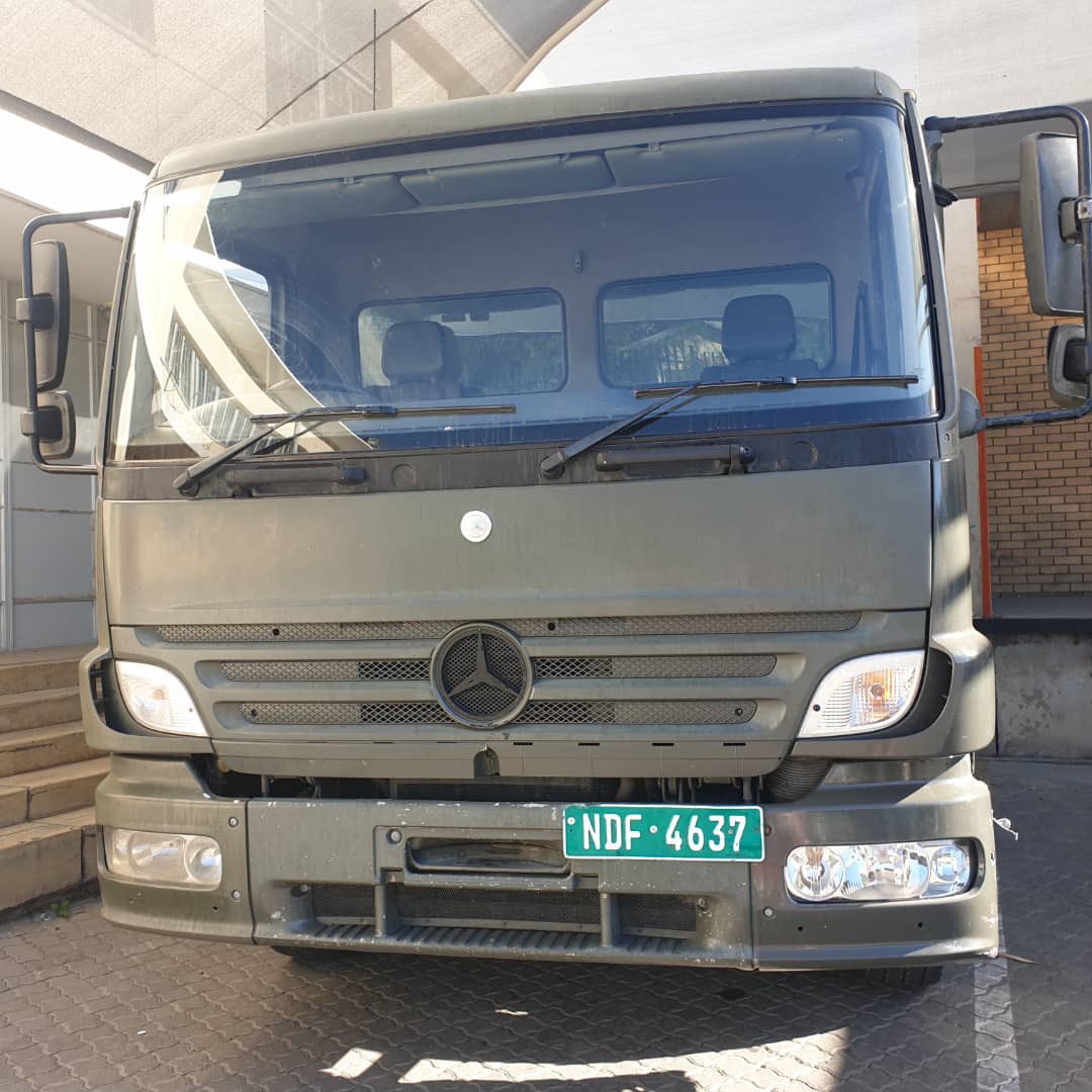 JudithHall99's tweet photo. Thank you #NDF Namibian Defence Force 4 transferring 2 huge trucks of #PPE 4 @unam_na staff & students. Enabling them to continue health work & study.
#FHSVM Protecting #Namibia’s young people @NWSSP @walesintheworld @Rachel65196694 @OTJOnline @SNamesho @SheehamaS @PhoenixCUni https://t.co/qOsIQnTABB