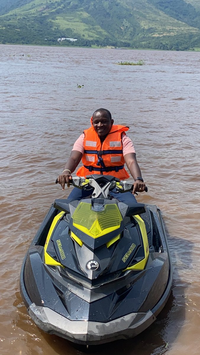 DavMihigo's tweet photo. En marge de la préparation du week-end consacré à la journée internationale de la femme, un nouveau divertissement a été mis sur pied.
#AmaniKilima, chaque jour est un miracle
L’excursion #Muasi by Amani Kilima est confirmée pour le samedi 12 mars 2022. https://t.co/vM7hyP9tOm