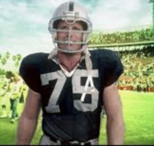 Wehrl's tweet photo. @oscarrobinsons @Raiders @denniss9117 @DWHarris510 @KSJM_12_72 @AK7682 @Angelrdz66 @blitzchk @AmyTrask @SilverNBlackJWB @MrMiles02569390 @esgardopinedo1 @raiderlady70 @BlackFoxRaider @RaiderStoney @Tmraider @raidersl8ergirl @Thorpejrlj One of my favorite players for sure. Great idea Oscar! #RaiderNation #LongMonday https://t.co/VezZvtRIlw