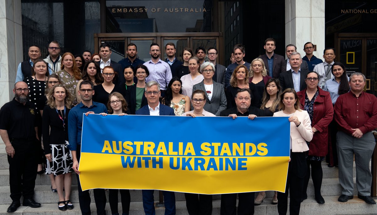 AusintheUS's tweet photo. Together with the international community, we stand in staunch support of Ukraine &amp; its people. 🇦🇺🇺🇦 #StandingWithUkraine #WeStandWithUkraine https://t.co/VWXHaZbryV
