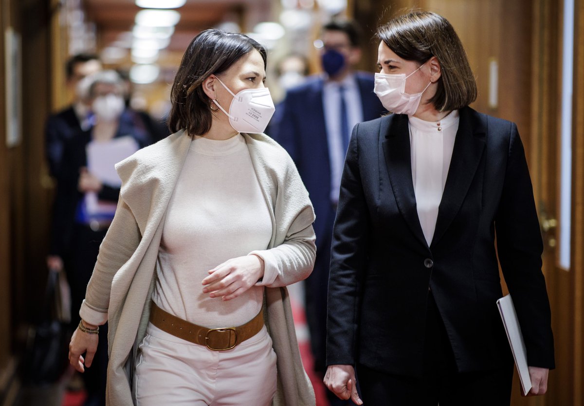 Außenministerin Annalena Baerbock mit Svetlana Tsikhanouskaya