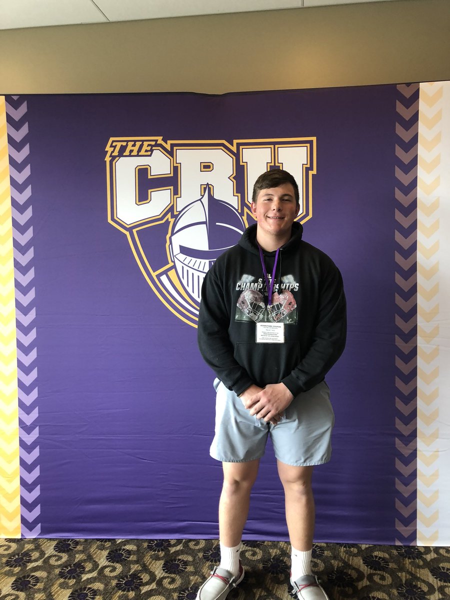 samhermes66's tweet photo. I’m very excited and blessed to announce my commitment to the University of Mary Hardin-Baylor I can’t wait to see what the next chapter of football brings GO CRU🟣🟡@Coach_Brace  @Coach_LHarmon https://t.co/k5vKsveioS