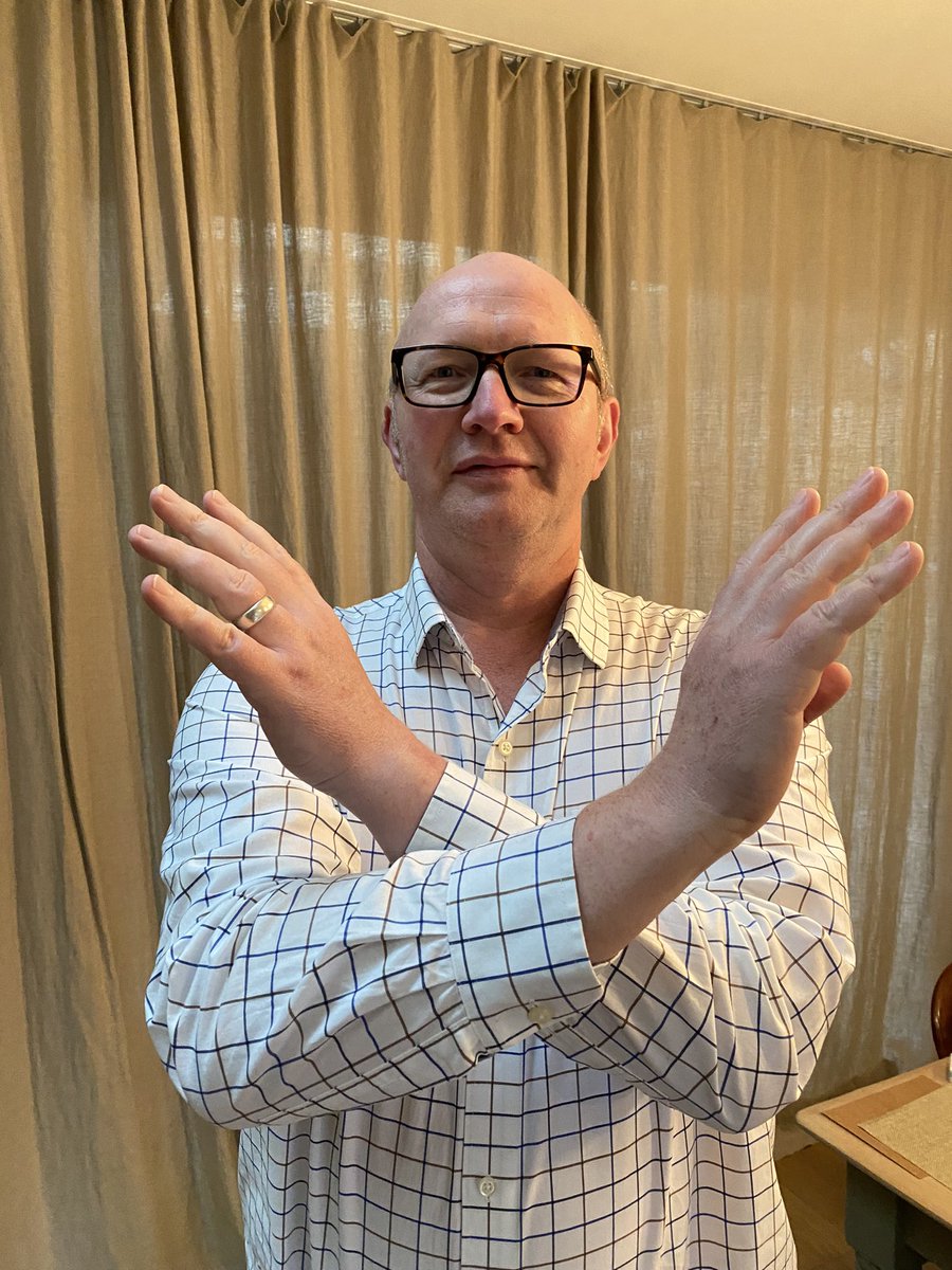 Andrew Tennant tweet media