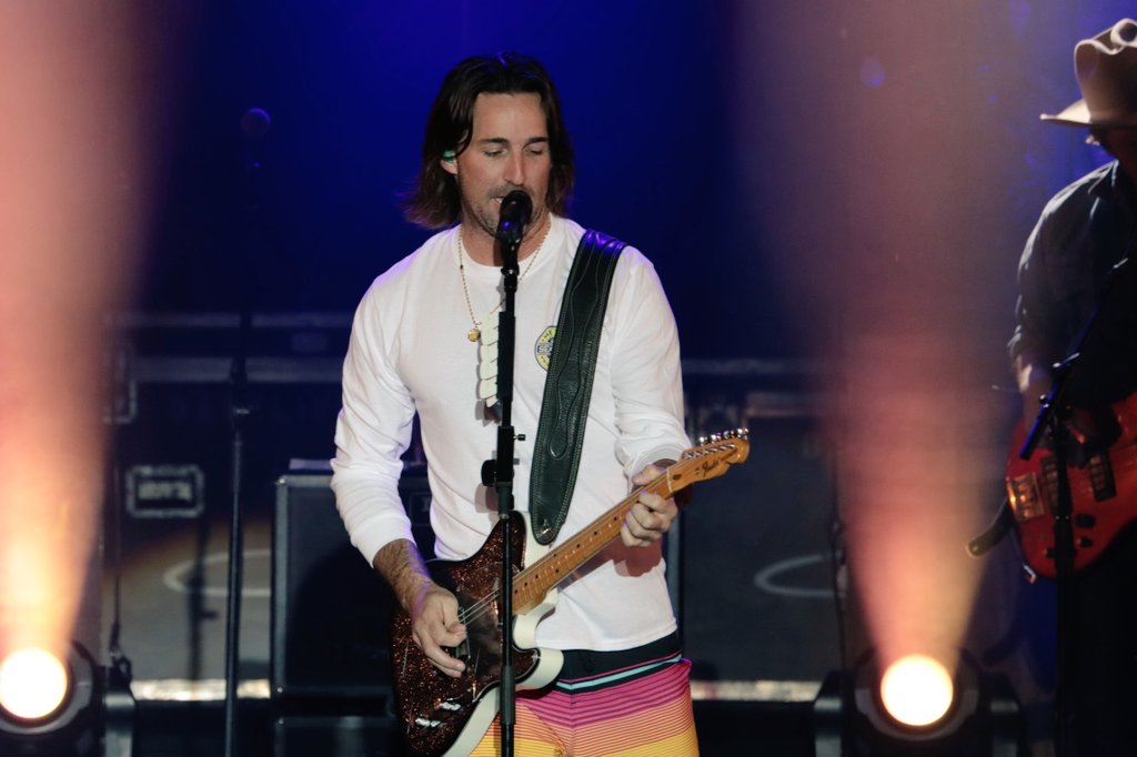 Jrnedrow1's tweet photo. Here's some photos that I captured of @jakeowen @TheAmpSA on March,3rd 2022 https://t.co/2yPiNau8in