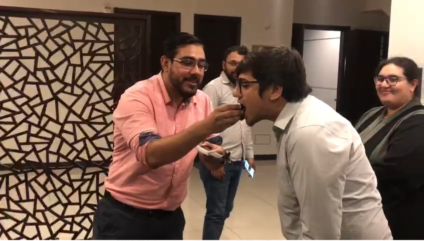epaging's tweet photo. 𝑯𝒂𝒑𝒑y 𝑩𝒊𝒓𝒕𝒉𝒅𝒂𝒚 𝒕𝒐 Faisal Masood !!!

Many Many Happy Returns to a truly spectacular and most responsible employee of @ePAGING !!! We���re lucky to have you and hope that you feel valued every day, not just today as you make us feel proud every day to have you with us. https://t.co/x9PQbcUzU3
