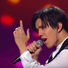 gladiola1303's tweet photo. Me impresiona ferozmente 
@dimash_official 
#DimashQudaibergen 
#FlyAway 
#BeWithMe 
Con su multivoz. https://t.co/DNyiokdqWh