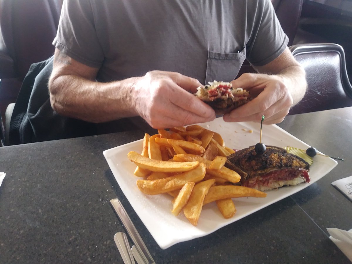 Dark_Breed's tweet photo. Lunch at The Big Elk Restaurant on our road trip to Sequim, Washington https://t.co/mnNvmiv8Oq