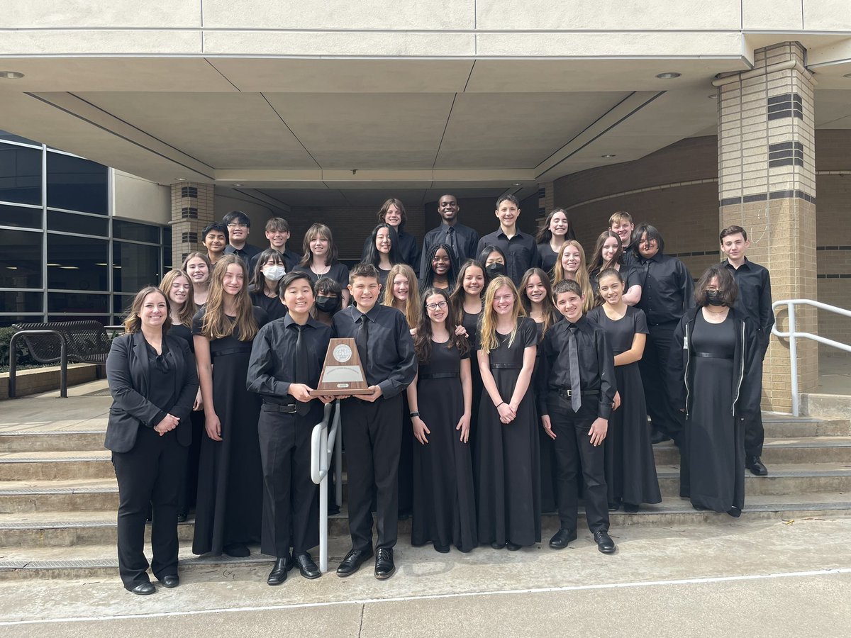 DowningMSOrch's tweet photo. Both of our orchestras went to UIL over the last 2 school days. Both received the highest marks from ALL SIX judges, earning them both the “Sweepstakes” award! Congrats everyone! https://t.co/mNFhOaODGs