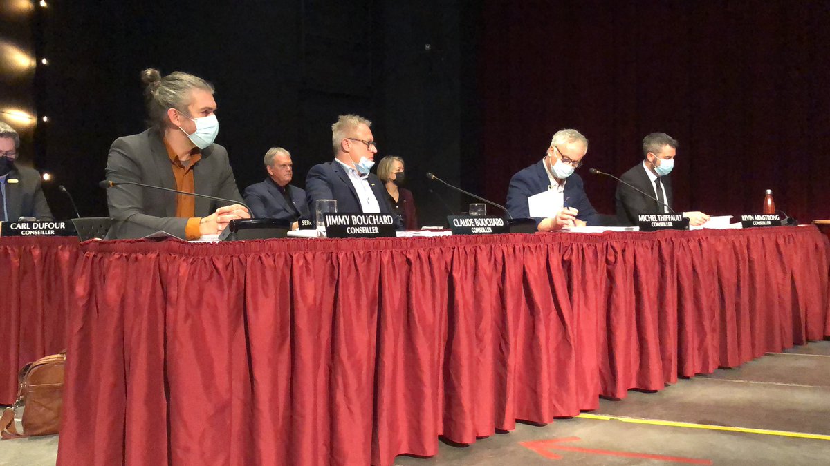 Le conseiller municipal Claude Bouchard succédera à Jean-Marc Crevier à la présidence du conseil d’administration de la STS. #rcsag