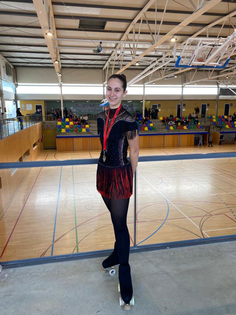 CpCelra's tweet photo. OPEN Nivells 5,6,7🏆 Cassà de la Selva @fdcassanenc_patinatge
Molt contentxs amb els resultats, tot esforç té la seva recompensa!💪🏼✨
#celra #cpcelra #esport #patinateartístic #girona #catalunya https://t.co/NU5SovWYYH