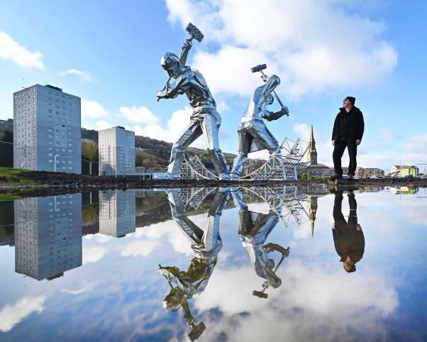 John McKenna Sculptor & A4A art for Architecture tweet media