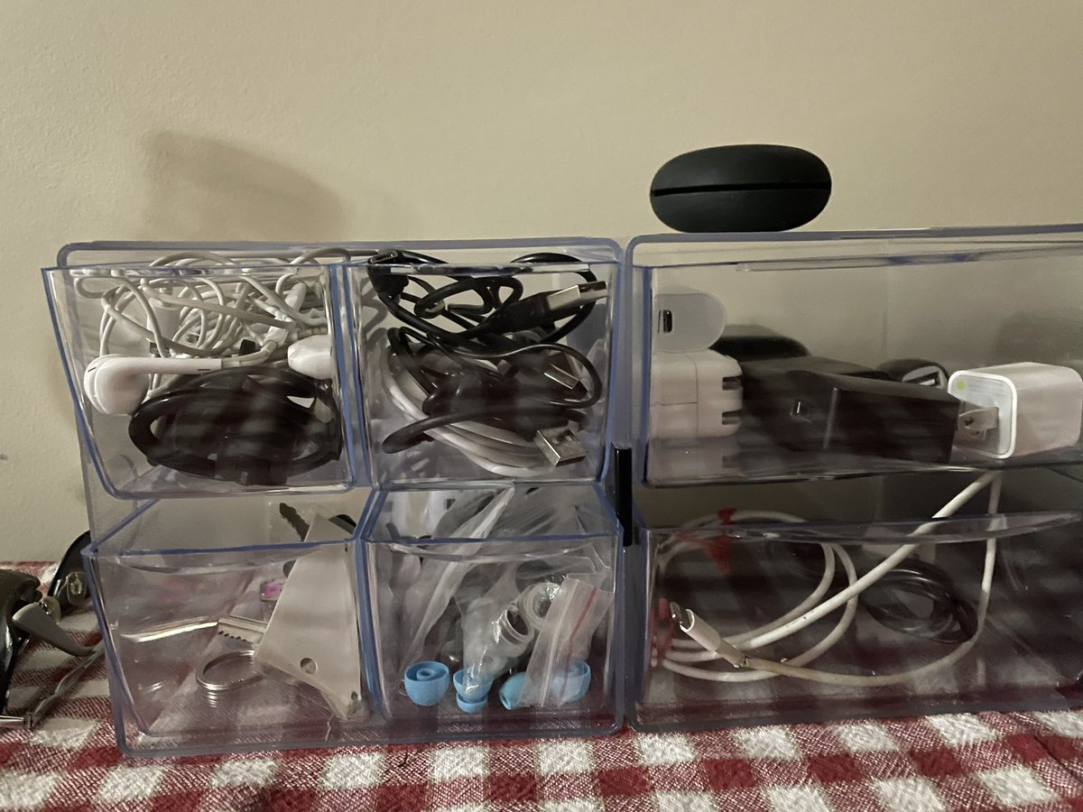 nck12hicksja's tweet photo. Deflecto classroom refresh! #deflecto #tryazon #blessed https://t.co/T0dyXO9tm7