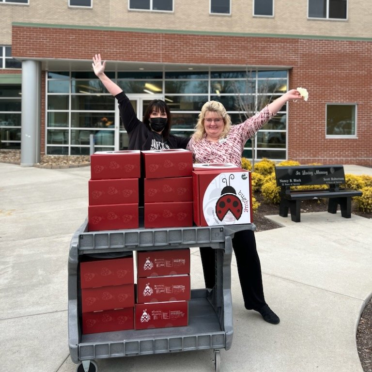 JeremiahTreeWV's tweet photo. Another delivery is in the books! Your donations allow us to love on families caring for a child with disabilities or chronic illness, faced with an extended hospital stay. To all those donating items and the businesses already helping us, thank you! #bughug #kindnessiscontagious https://t.co/9UFoBAoO1H