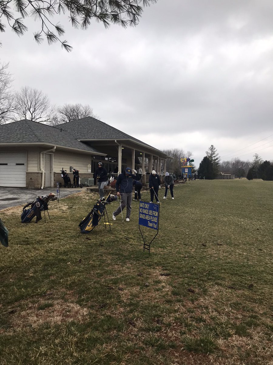 It’s Golf Day Beavers!  Let’s Go! 💙💛
