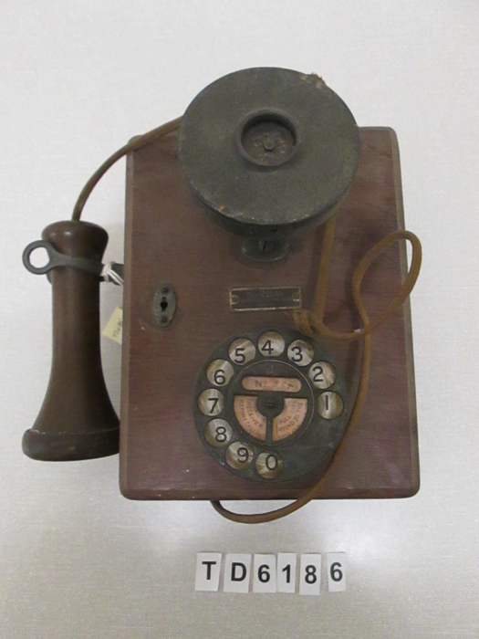 Brismuseumlearn's tweet photo. On this day in 1876 Alexander Graham Bell is granted a patent for an invention he calls the 'telephone'.
Who remembers the wonderful whirr of the dial as it circled back to 0! ☎️
#OnThisDay #Technology #History #ALexanderGrahamBell #telephone #MuseumsLearning https://t.co/9byFNp6TZ7