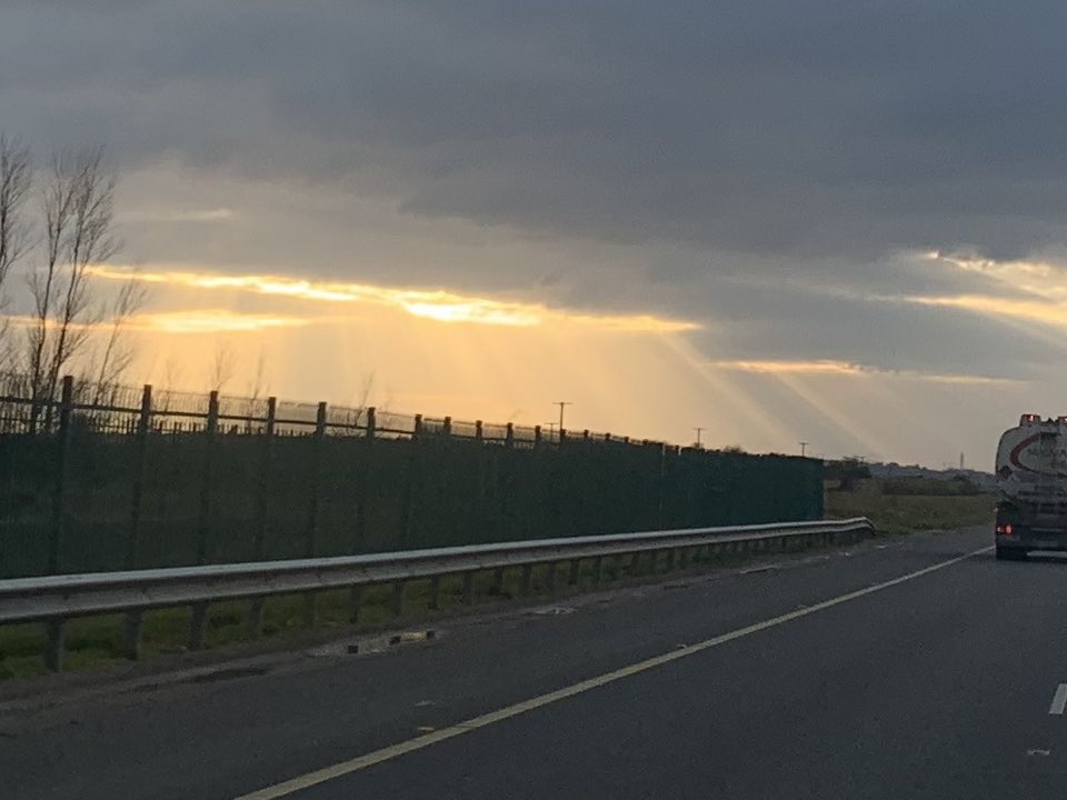 Driving to rugby training tonight thinking about my late Mum 💔 It’ll be her first year anniversary at the end of this month. Dad’s hanging in there but some days feel really dark. I’m pleased to say she must have heard me as amazing light broke through the clouds ❤️ dashcam pic