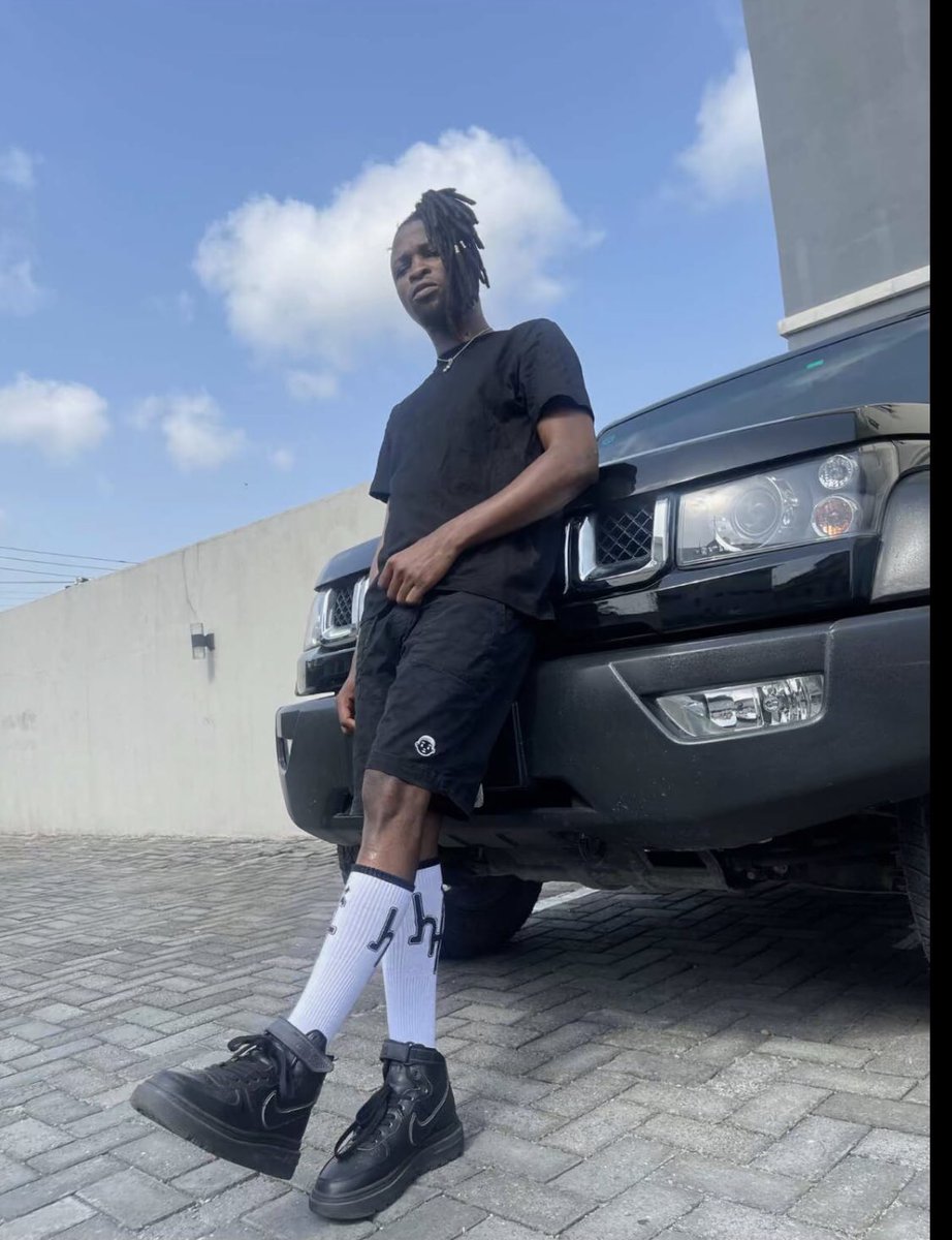 LayconGallery's tweet image. High Fashion 💧 
   @itsLaycon 
 🐺💛