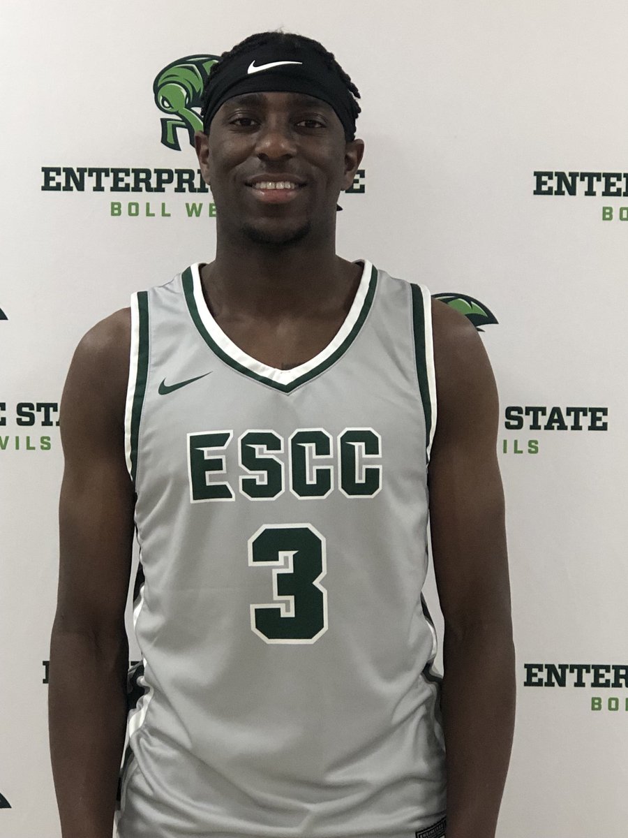 Congratulations to Jesslyn Culverhouse on making ACCC South first team and Zaykeria Johnson ACCC South 2nd team. Jalen Gaston Region 22 1st team and ACCC South 1st team! #GOWEEVILS!!