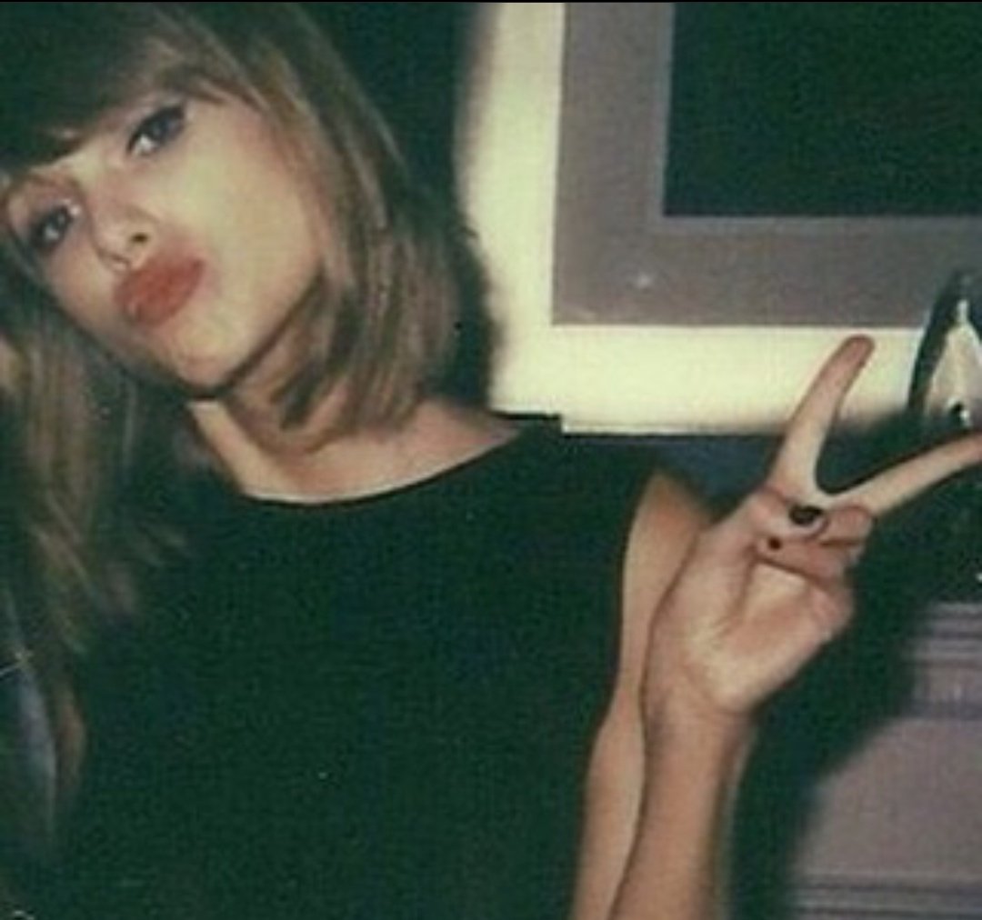 lowqualitaytay's tweet photo. https://t.co/Zen1lQZXVl