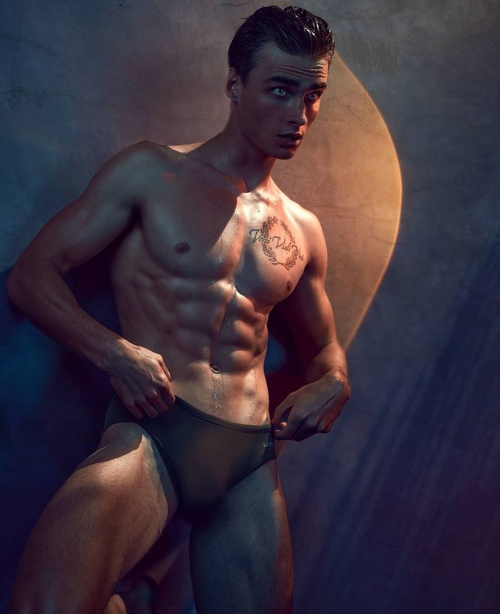 dhedral tweet picture