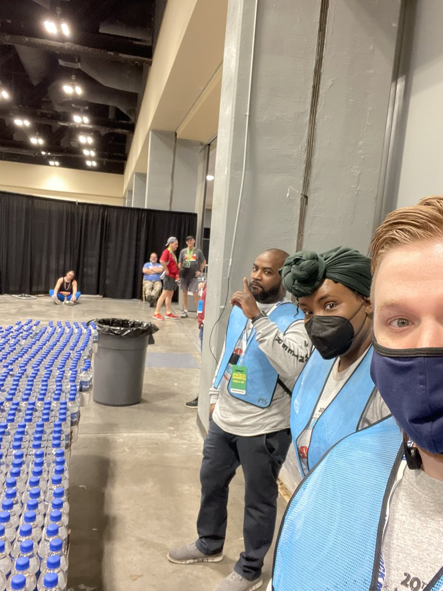 Yesterday at the Little Rock Marathon with <a href="/BobbyWa74989457/">Bobby Washington</a>  <a href="/VeronaDykes/">Verona Dykes</a> @Alexand52198356 <a href="/DominiqeW/">Dominique Williams</a> <a href="/shamar_estrada/">Shamar estrada</a> 
Nice close out to a weekend of fun!