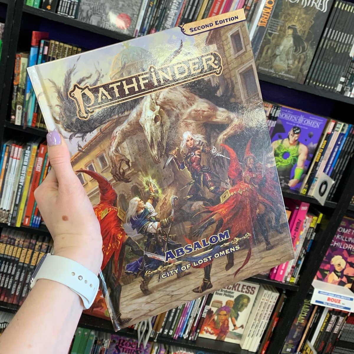 Get ready to travel to Absalom, Pathfinder most famous city, in Absalom: City of Lost Omens! This book is packed to the brim with content, making it the biggest city sourcebook yet.

shop.illusivecomics.com/search/Pathfin…
#pathfinder2e #paizo #RPG