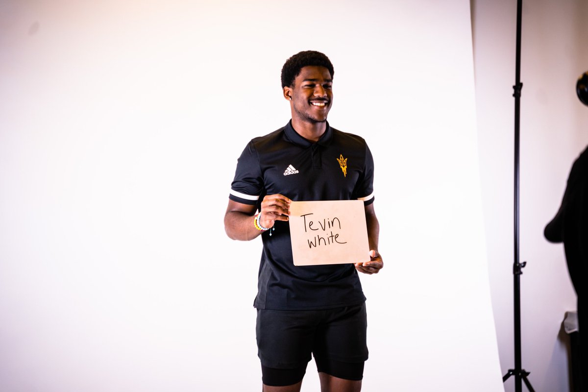 ASUFootball's tweet photo. fresh flicks for fresh faces 📸😄 https://t.co/0P2iqG9pfu