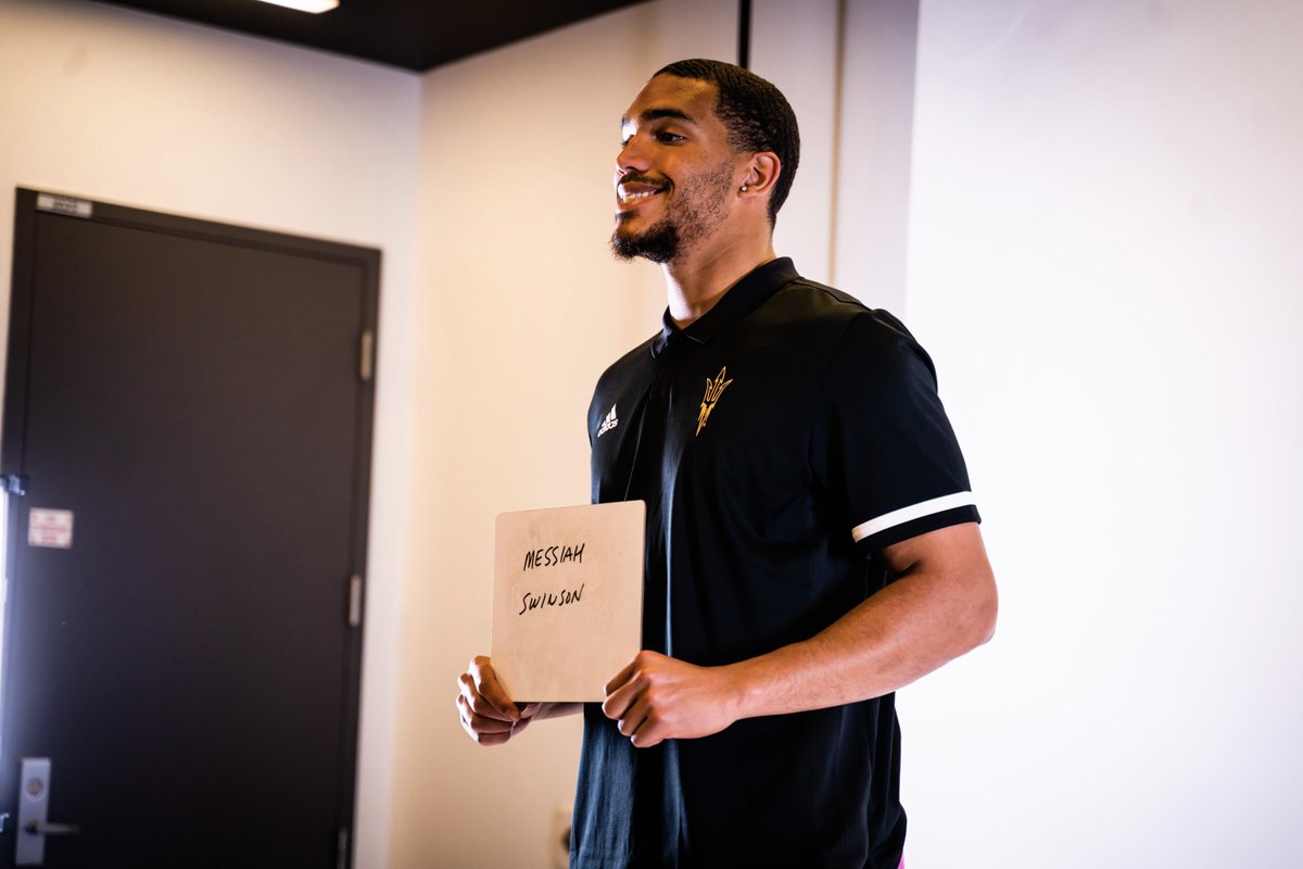 ASUFootball's tweet photo. fresh flicks for fresh faces 📸😄 https://t.co/0P2iqG9pfu