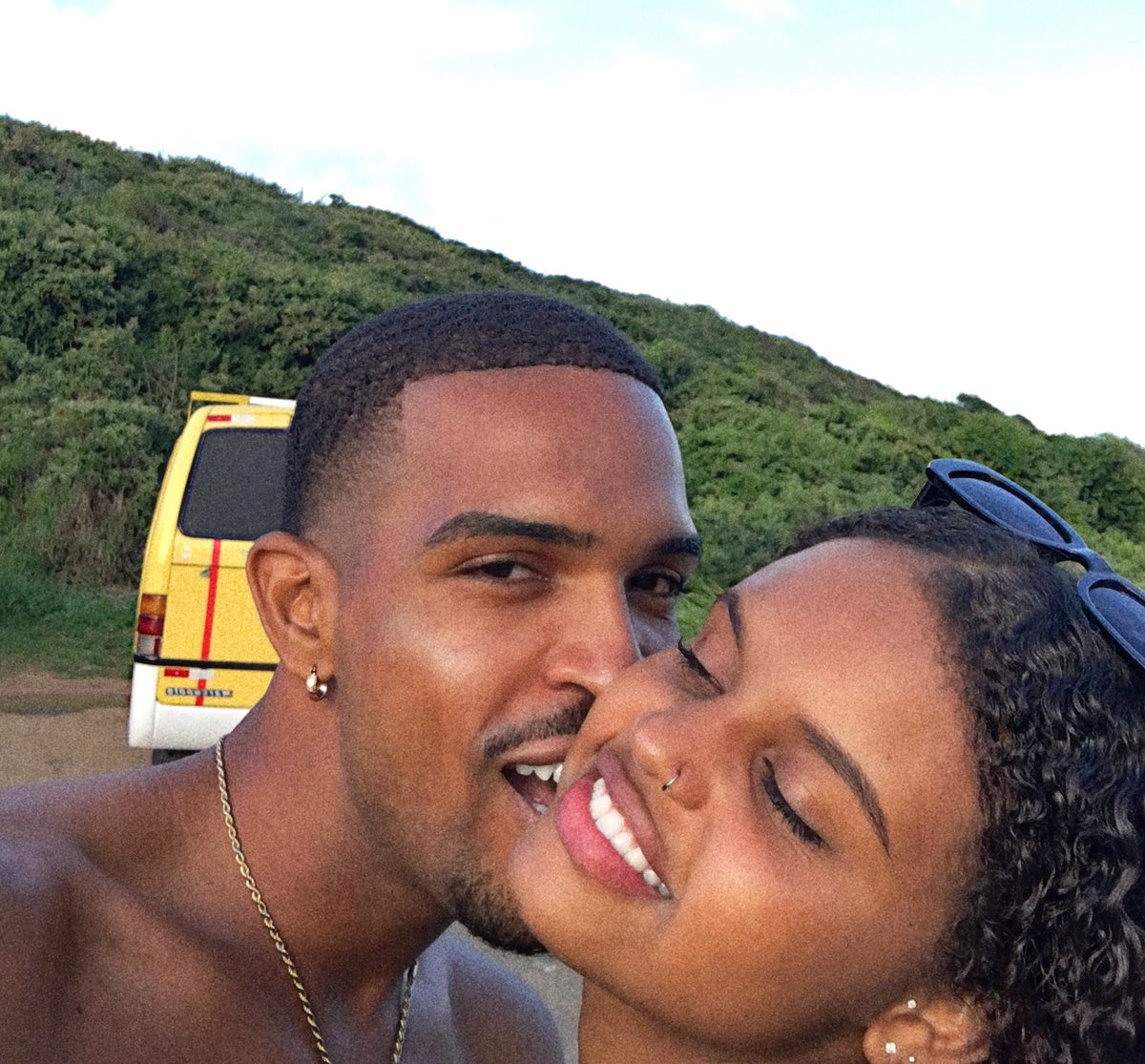 eumsm_richard's tweet photo. e eu que além de viver essa vida inteiraaa quero reencarnar e estar com você denovo 😍❤️
#1ano 🙏🏽❤️ https://t.co/VW9lNdFKea