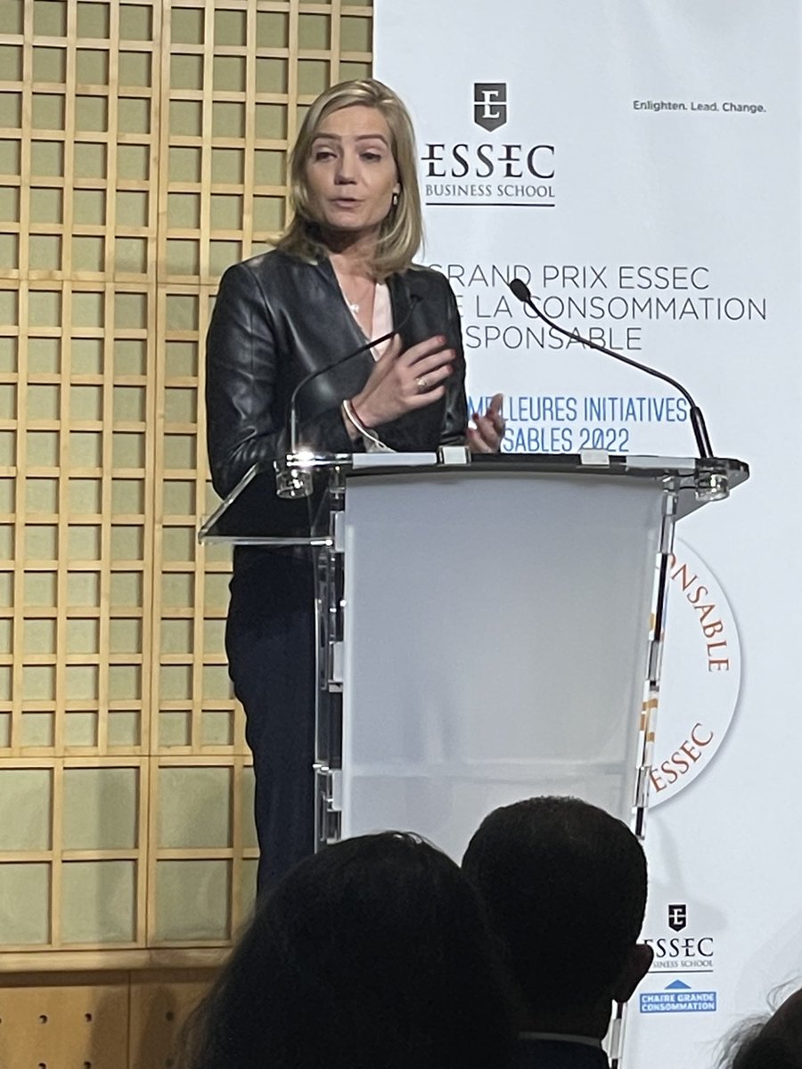 Frederique Bayre tweet media