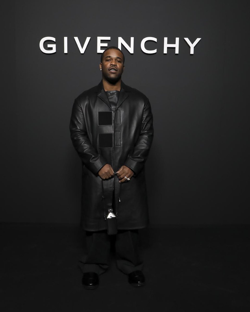 givenchy tweet picture