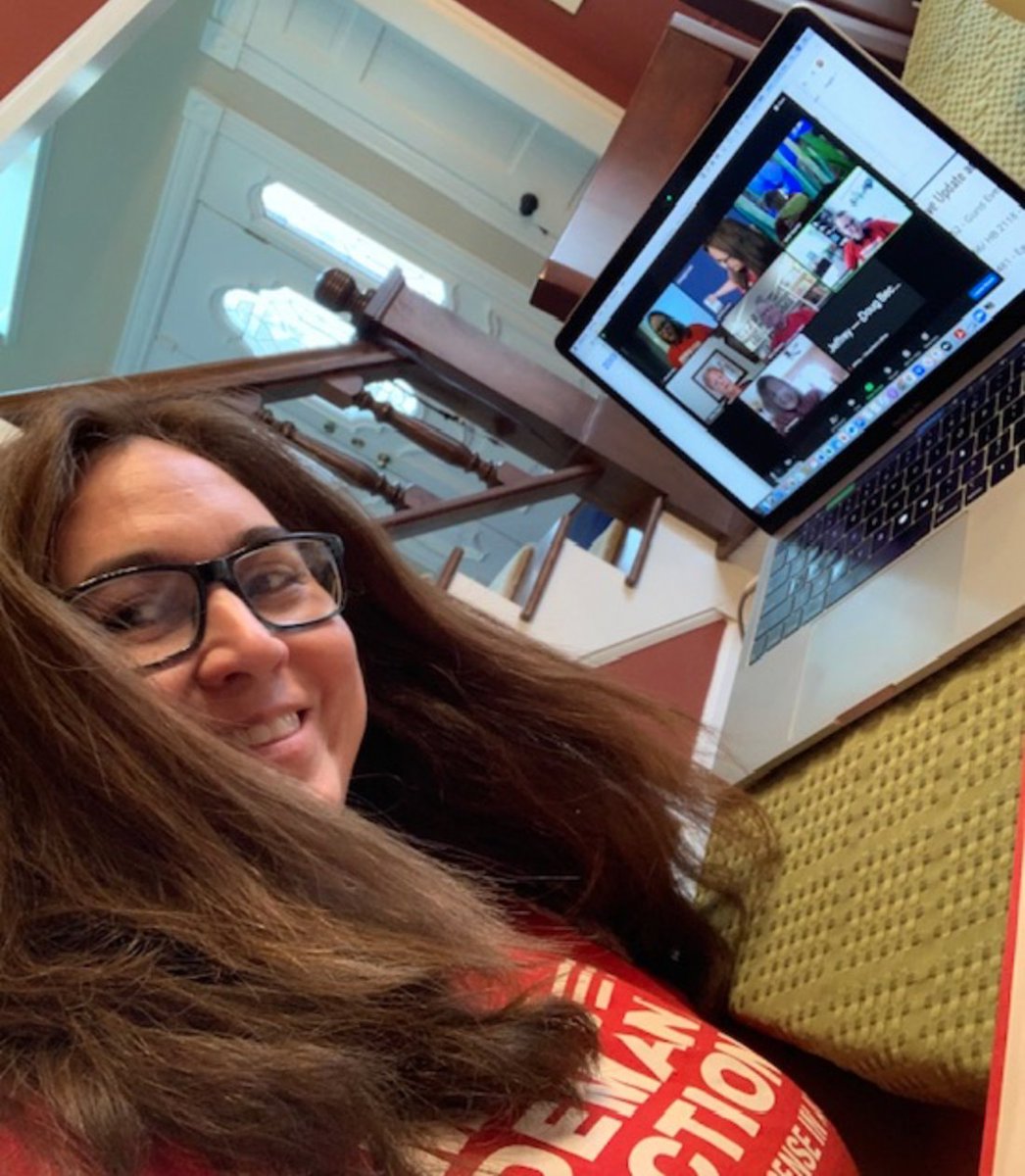 ccylevin's tweet image. Hanging out with my lobby group waiting for @dougbeck562 !Missouri @MomsDemand volunteers, survivors, &amp;amp; @StudentsDemand leaders are participating in Advocacy Week. We are making sure gun violence prevention is a top priority in our state! #MomsAreEverywhere #moleg @Everytown