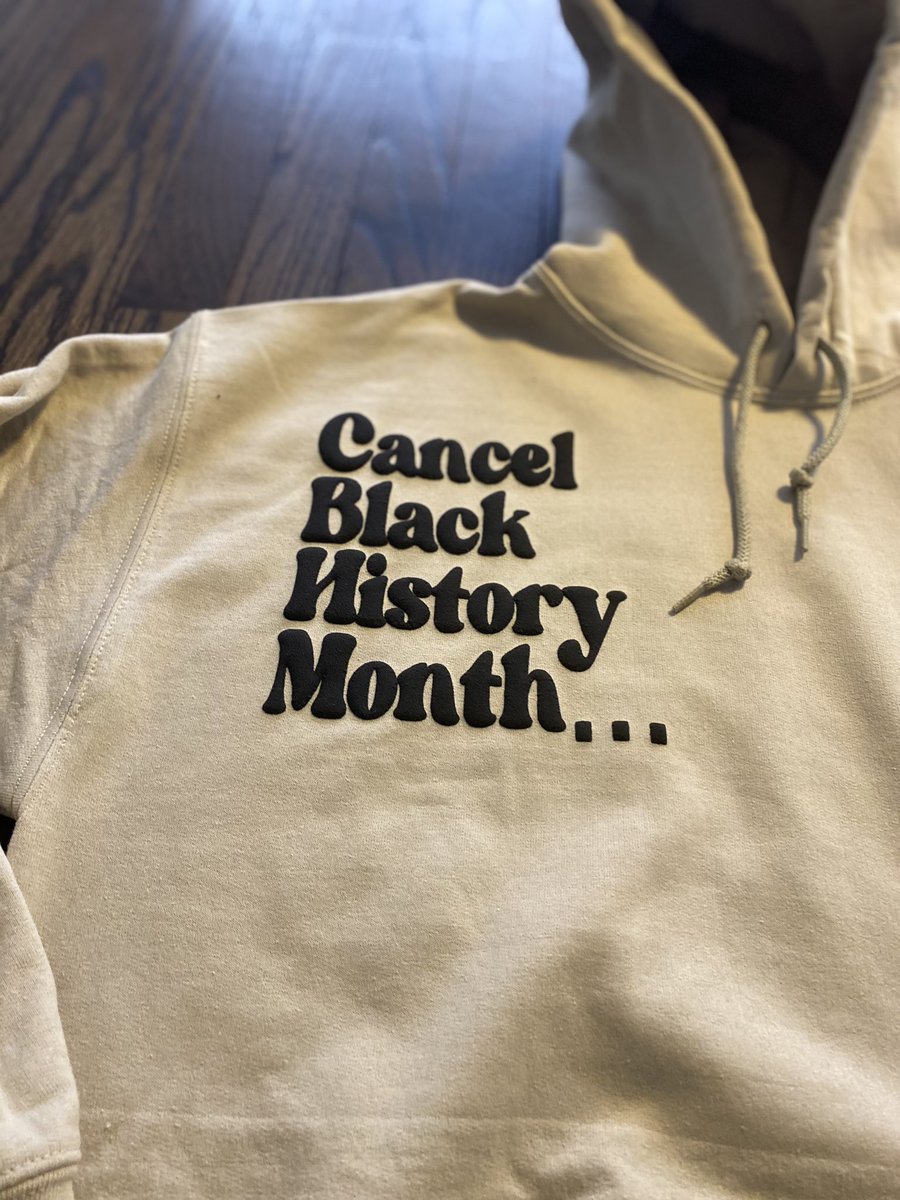 _ShatteredIdeas's tweet photo. #ShatteredIdeasClothing #SIC #CancelBlackHistoryMonth #BHM #blackownedbusiness #blackdesigners #black #blackisbeautiful #blackhistorymonth2022 #morganfreeman #blackexcellence https://t.co/0bXhFWftB9