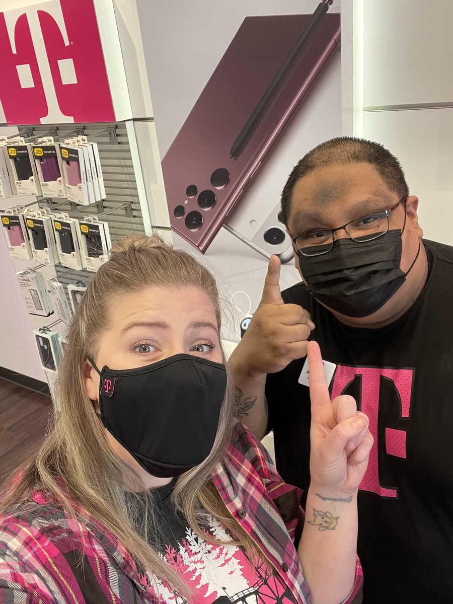 Jessica Hickman (@jessicalhickman) on Twitter photo This guy is CUSTOMER OBSESSED and was the top performer in Oregon and beyond in February. 12/10 would recommend. <a href="/bruin_bryan/">Bryan Bruin</a> <a href="/RealEWInc/">Exclusive Wireless</a> @LeslieJohn214 <a href="/TMobile/">T-Mobile</a> #CPAreYouWithMe #PDXFlex This guy is CUSTOMER OBSESSED and was the top performer in Oregon and beyond in February. 12/10 would recommend. <a href="/bruin_bryan/">Bryan Bruin</a> <a href="/RealEWInc/">Exclusive Wireless</a> @LeslieJohn214 <a href="/TMobile/">T-Mobile</a> #CPAreYouWithMe #PDXFlex