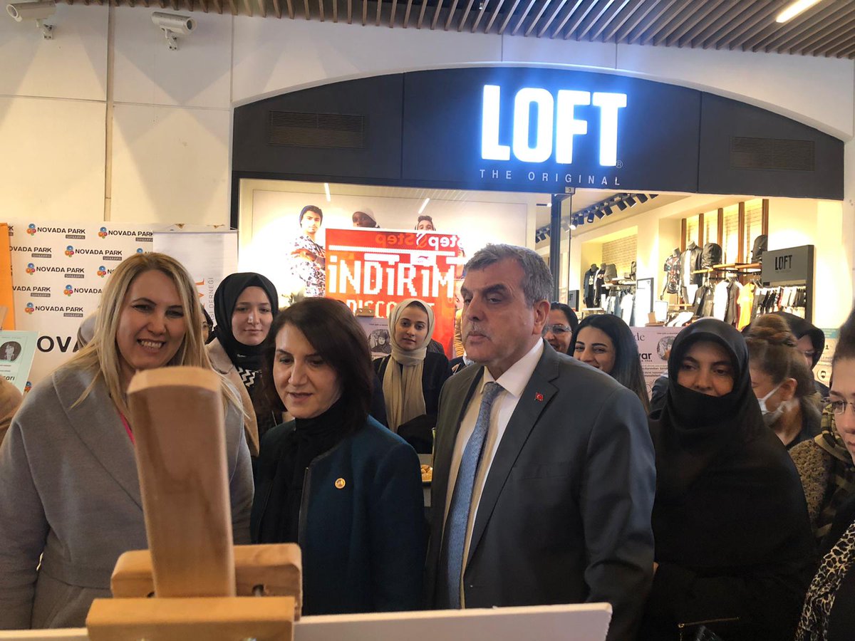 8 Mart Dünya Kadınlar Günü münasebetiyle düzenlemiş oldugumuz "Bir Kadın Bir Hayat" konulu fotoğraf sergisine katılımlarından dolayı
<a href="/zabeyazgul/">Zeynel Abidin BEYAZGÜL</a> <a href="/gulenderacanal/">Zemzem Gülender AÇANAL 🇹🇷</a>
<a href="/vildan__polat/">VİLDAN POLAT</a> <a href="/sanliurfabld/">Şanlıurfa Büyükşehir 🇹🇷</a>
Katkılarından ötürü <a href="/novadasanliurfa/">Novada Şanlıurfa</a>
Teşekkürlerimizi sunuyoruz.  
#8MartDünyaKadınlarGünü