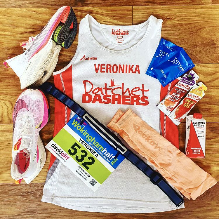 Running away from the work week? 

Keep a steady work week jog and fuel your body with our Enhanced Omega-3 drink. To win the work week race. 

*
*
*
 #omega3 #runningnutrition #halfmarathon #recovery #workout #sportsnutrition #runningkit