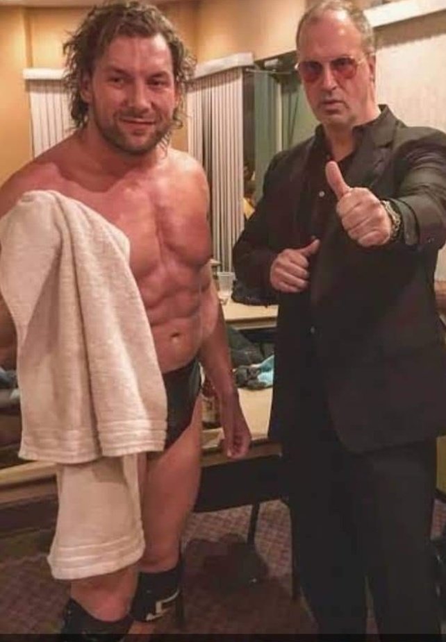 #TakeMeBackTuesday 
I love these 2 with all my heart 
💫👆@KennyOmegamanX @TheDonCallis #IStandWithKennyOmega #TheInvisibleHand #1 #TeamOmega #GodOfProWrestling #MyChampAlways