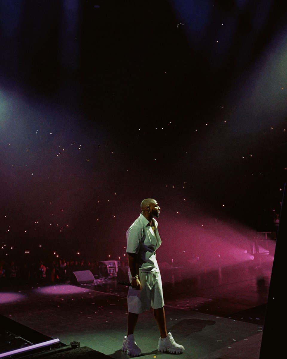 _scmyers's tweet image. In less than a year I’ve created some of my best work. My heart is forever grateful and full. 

@davido + @Compozers shuts down the O2. 

#DavidoattheO2