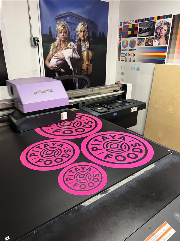 Printing these totally rad signs for #Pitayafood!