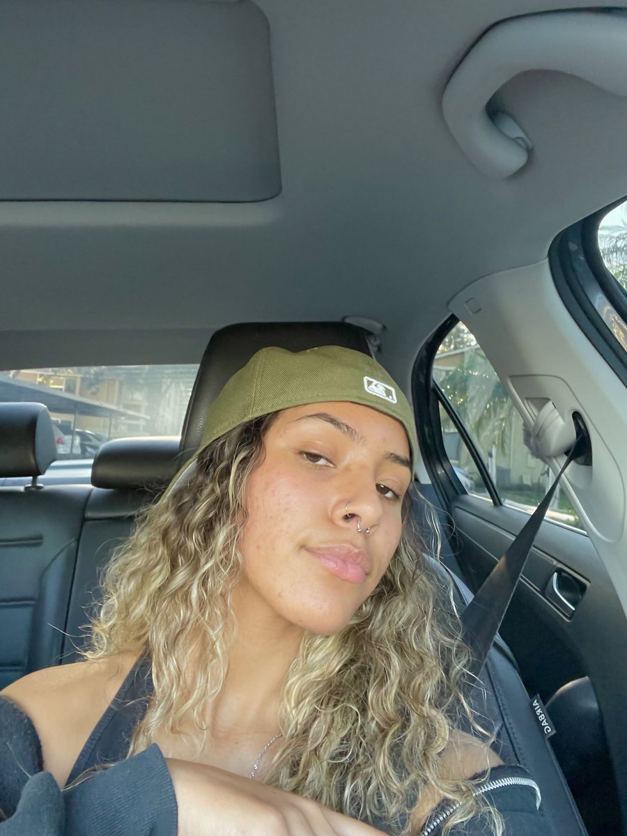 destinywellss's tweet photo. back to the streets https://t.co/z83ST8pJ0M