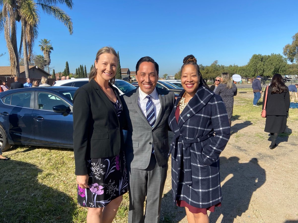 MayorToddGloria's tweet photo. Today we announced #BridgetoHome, which provides partial financing for affordable housing projects. The first $32M will fund 7 projects across the city that provide 662 homes--a third of them supportive housing. #ForAllofUs   
https://t.co/jsb3Rymjdl https://t.co/bjPt9yHVP7