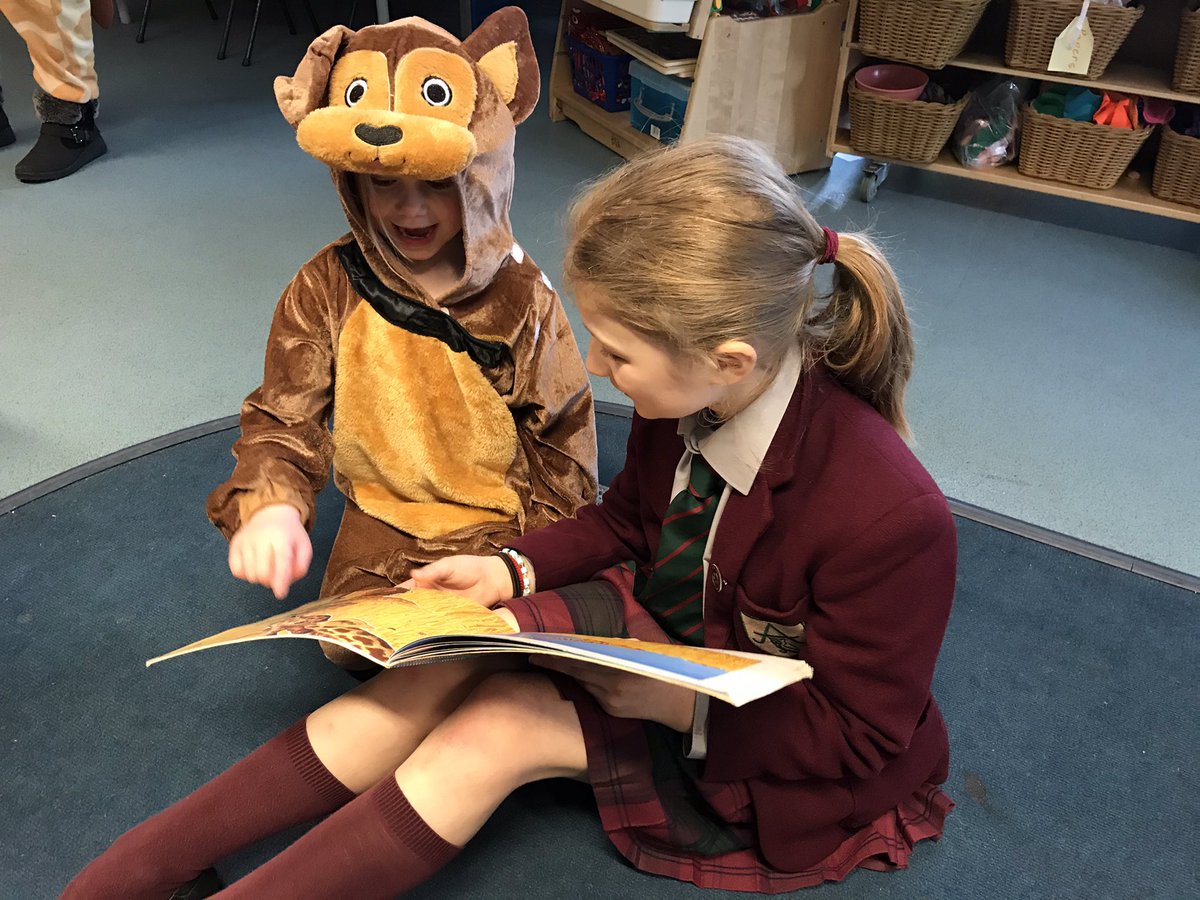 AshfoldEnglish's tweet photo. (And we love those #worldbookday costumes, too!) https://t.co/MHeIsdVfzE