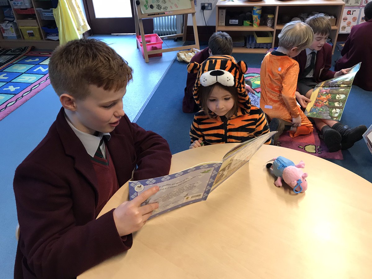 AshfoldEnglish's tweet photo. (And we love those #worldbookday costumes, too!) https://t.co/MHeIsdVfzE