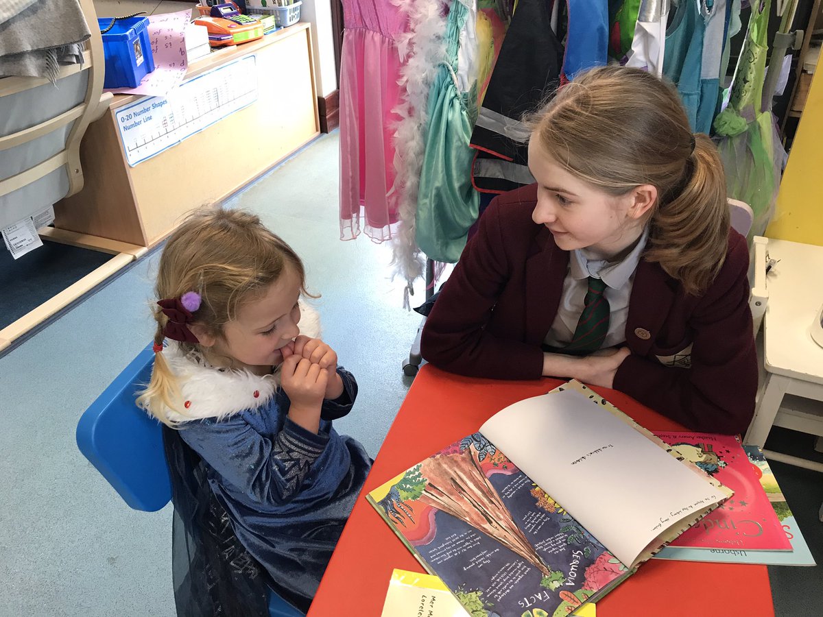 AshfoldEnglish's tweet photo. (And we love those #worldbookday costumes, too!) https://t.co/MHeIsdVfzE