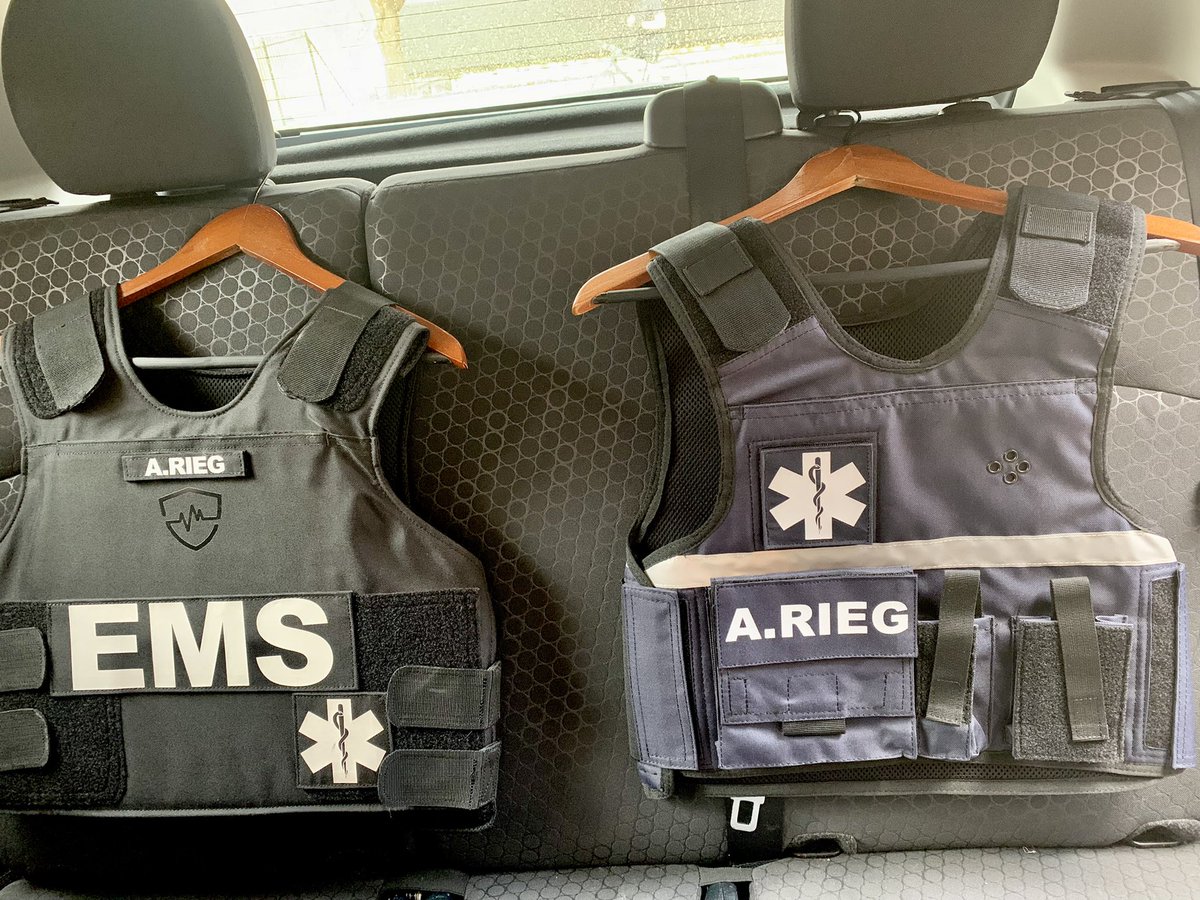 alysiarieg's tweet photo. Keeping a promise I made while running for Congress.

Prayer warriors I need &amp; want your prayers for protection, favor, provision etc this week for me and the team I’m traveling with. 

Thank you @SafeLifeDefense for my armor.

#ProtectTXBorder #FightHumanTrafficking #PFA https://t.co/Eunf9FwAjF