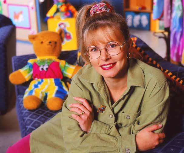 International #WomensDay and the highlight so far is the wonderful <a href="/Jazzthornton_/">Jazz Thornton</a> on the @AMShowNZ giving an admiration shout out to <a href="/Suzy_Cato/">Suzy Cato</a> 👏🏼🌺
Proof the smiles and calmness you experience as a child stay with you for life.